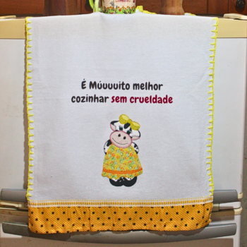 Pano de prato "Cozinhar sem crueldade" com patchwork
